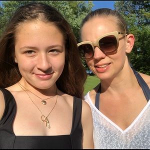 Meet your Posher, Gwendolyn